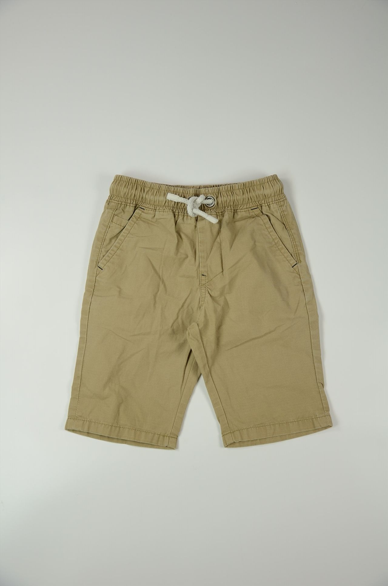 Next Gyermek fiú rövid nadrág 6-7 éves (122 cm)